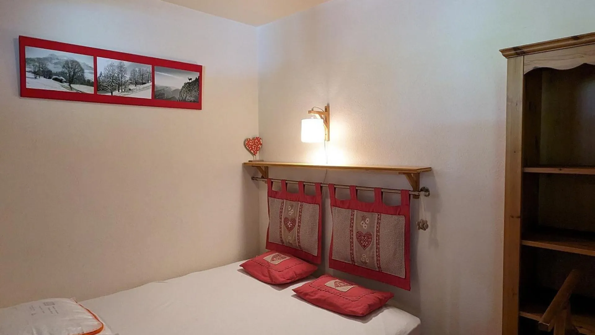 Duplex Au Centre De La Clusaz, Balcon Sud, Proche Pistes Et Commerces - Fr-1-459-119 0*,  France