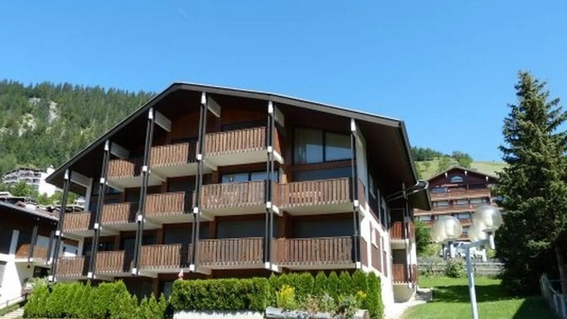 Apartment Duplex Au Centre De La Clusaz, Balcon Sud, Proche Pistes Et Commerces - Fr-1-459-119